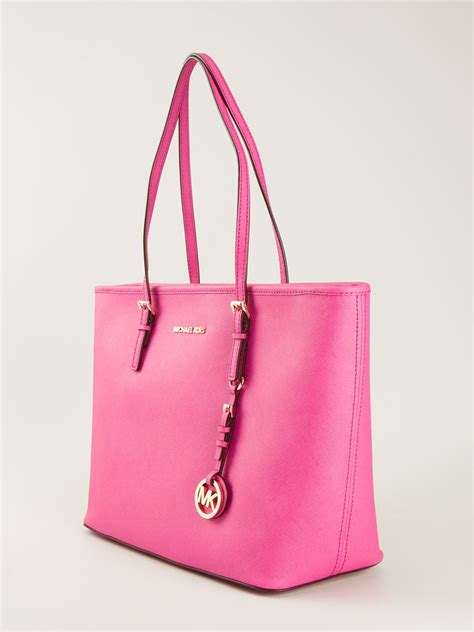 michael kors jet set item md tote ultra pink|Michael Kors designer tote jetset.